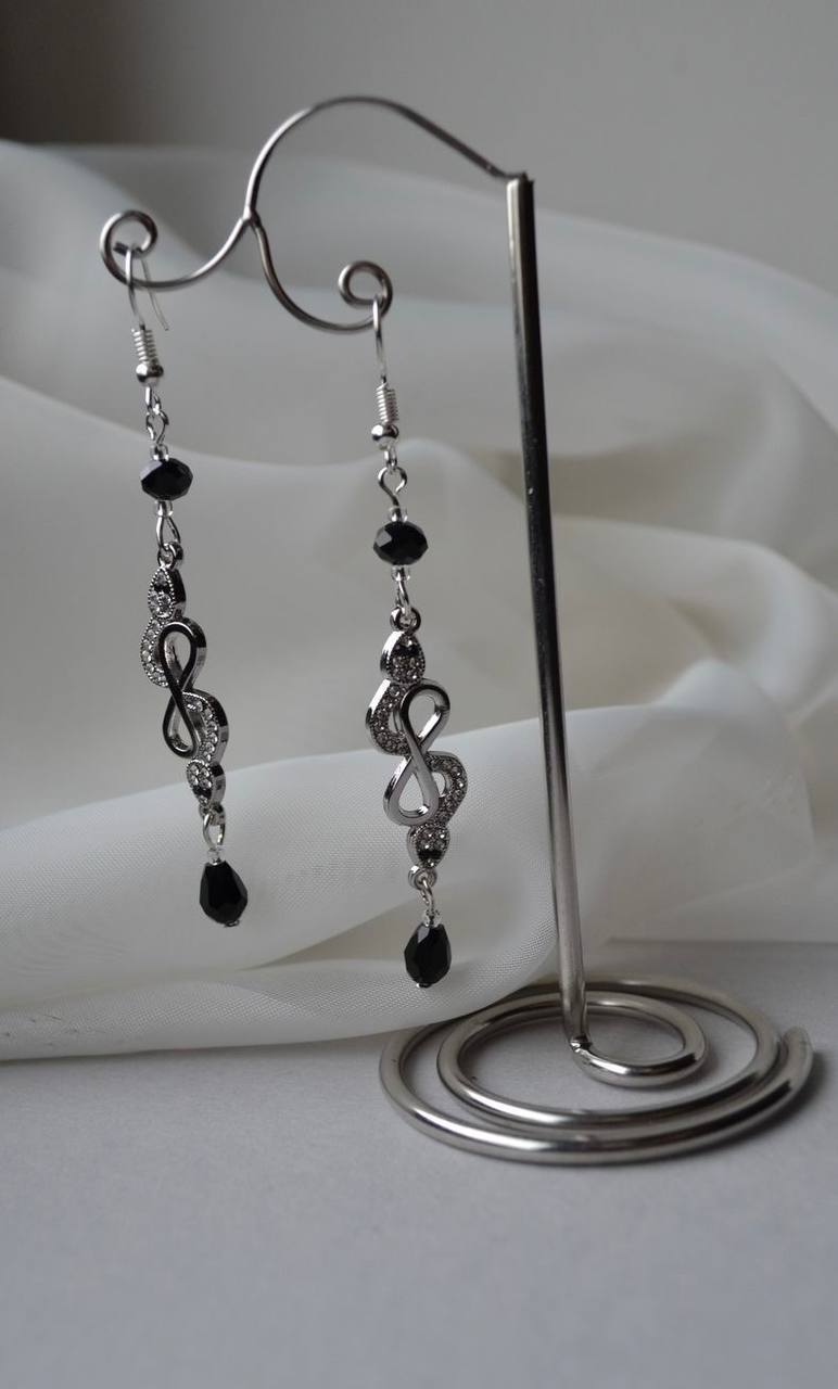Noir Éternité Earrings
